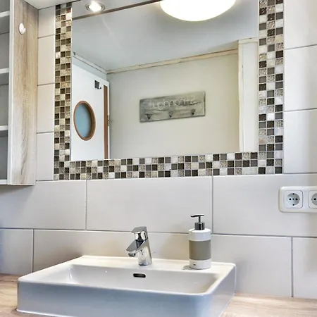 בית נופש Urlauberschiff Neptun Im Ostseebad