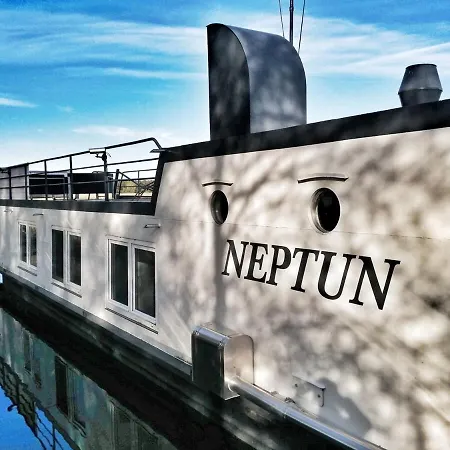בית נופש Urlauberschiff Neptun Im Ostseebad פרראו